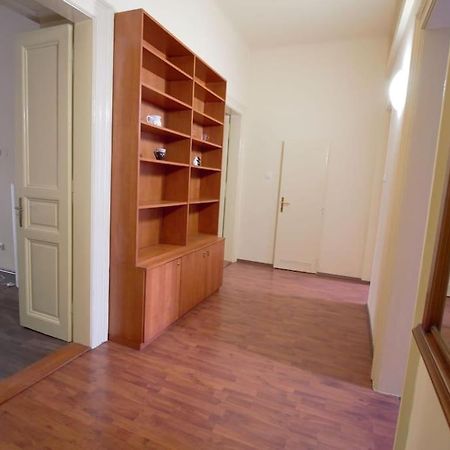 Comfort 2Bedrooms Quite Place!-Vinohrady Prague Ngoại thất bức ảnh